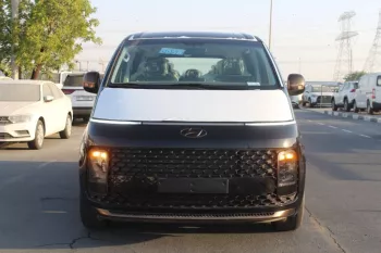 HYUNDAI STARIA BLACK EDITION 3.5L PETROL FWD 2023