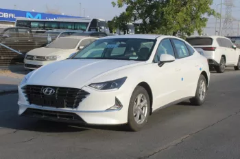HYUNDAI SONATA 2.5L PETROL 2022 FWD 4DOORS White Color