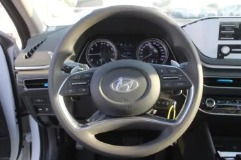 HYUNDAI SONATA 2.5L PETROL 2022 FWD 4DOORS White Color