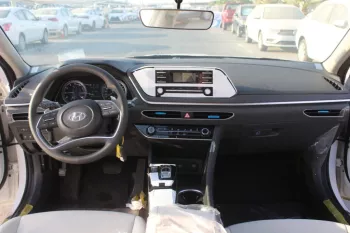 HYUNDAI SONATA 2.5L PETROL 2022 FWD 4DOORS White Color