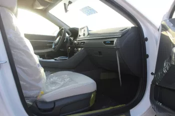 HYUNDAI SONATA 2.5L PETROL 2022 FWD 4DOORS White Color
