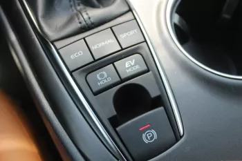 TOYOTA CAMRY GRANDE 2.5L HYBRID FWD 2023