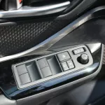 TOYOTA C-HR 1.8L CUV FWD 5DOORS HYBRID 2023 GREY - Thumbnail 7