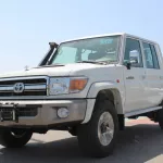 TOYOTA LAND CRUISER 70 SERIES 4.5L 4WD 4DOORS DIESEL 2023 WHITE - Thumbnail 2