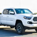 TOYOTA TACOMA TRD FULL OPTION 3.5L PETROL V6 2020 USED 9000KM - Thumbnail 3