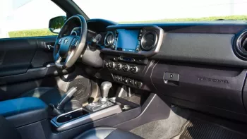 TOYOTA TACOMA TRD FULL OPTION 3.5L PETROL V6 2020 USED 9000KM