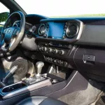 TOYOTA TACOMA TRD FULL OPTION 3.5L PETROL V6 2020 USED 9000KM - Thumbnail 12