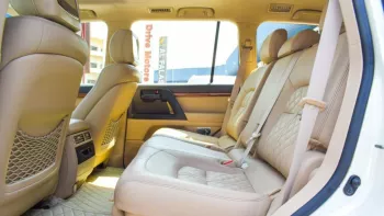 TOYOTA LAND CRUISER GXR 2015 4.0L PETROL USED 143000KM