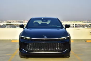 NEW TOYOTA CROWN XLE 2.5L 2023 MODEL YEAR BLACK COLOR