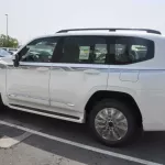 LHD - TOYOTA LANDCRUISER 300 3.3L V6 DIESEL TWIN TURBO GXR HIGH AUTOMATIC 2023 WHITE - Thumbnail 3
