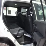 LHD - TOYOTA LANDCRUISER 300 3.3L V6 DIESEL TWIN TURBO GXR HIGH AUTOMATIC 2023 WHITE - Thumbnail 23