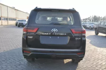 LHD – TOYOTA LANDCRUISER 300 3.3L V6 DIESEL TWIN TURBO GXR HIGH AUTOMATIC 2023 BLACK