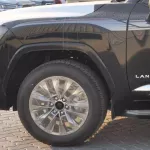LHD – TOYOTA LANDCRUISER 300 3.3L V6 DIESEL TWIN TURBO GXR HIGH AUTOMATIC 2023 BLACK - Thumbnail 5