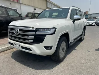 LHD - TOYOTA LANDCRUISER 300 4.0L V6 PETROL VX AUTO WHITE 2023