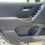 LHD - TOYOTA LANDCRUISER 300 4.0L V6 PETROL VX AUTO WHITE 2023 - Thumbnail 5