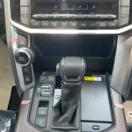 LHD - TOYOTA LANDCRUISER 300 4.0L V6 PETROL VX AUTO WHITE 2023 - Thumbnail 12