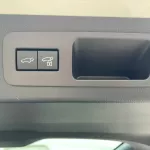 LHD - TOYOTA LANDCRUISER 300 4.0L V6 PETROL VX AUTO WHITE 2023 - Thumbnail 25