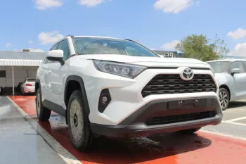 TOYOTA RAV4 2.0L MID OPTION 2WD V4 2023 MODEL WHIE COLOR