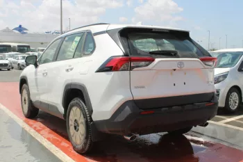 TOYOTA RAV4 2.0L MID OPTION 2WD V4 2023 MODEL WHIE COLOR