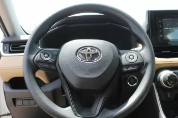 TOYOTA RAV4 2.0L MID OPTION 2WD V4 2023 MODEL WHIE COLOR