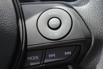 TOYOTA RAV4 2.0L MID OPTION 2WD V4 2023 MODEL WHIE COLOR
