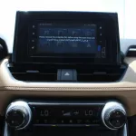 TOYOTA RAV4 2.0L MID OPTION 2WD V4 2023 MODEL WHIE COLOR - Thumbnail 15