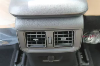 TOYOTA RAV4 2.0L MID OPTION 2WD V4 2023 MODEL WHIE COLOR