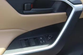 TOYOTA RAV4 2.0L PETROL AWD 2022 BLUE COLOR