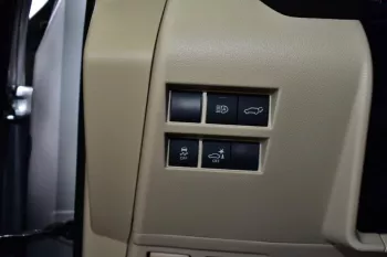 2022 MODEL TOYOTA LAND CRUISER  VXR V6 4.0L PETROL AUTOMATIC