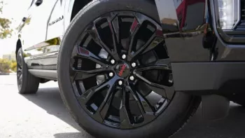 GMC YUKON DENALI BLACK EDITION V8 6.2L 2023 Black Color