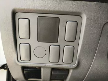 TOYOTA HILUX 2.4L DIESEL MT 2008 WHITE