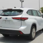 TOYOTA HIGHLANDER LE 2.5L HYBRID 2023 Model Year White Color - Thumbnail 5