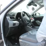 TOYOTA HIGHLANDER LE 2.5L HYBRID 2023 Model Year White Color - Thumbnail 7