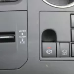 TOYOTA HIGHLANDER LE 2.5L HYBRID 2023 Model Year White Color - Thumbnail 12