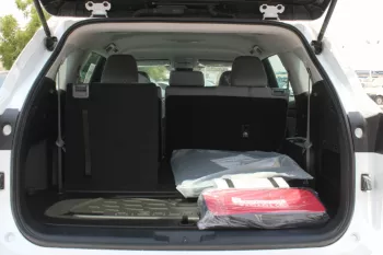 TOYOTA HIGHLANDER LE 2.5L HYBRID 2023 Model Year White Color