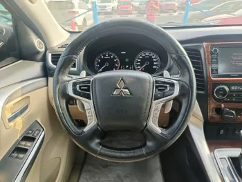 MITSUBISHI MONTERO SPORTS 3.0L PETROL V6 2017 USED BLACK
