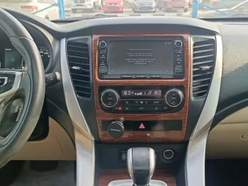 MITSUBISHI MONTERO SPORTS 3.0L PETROL V6 2017 USED BLACK