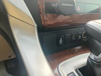 MITSUBISHI MONTERO SPORTS 3.0L PETROL V6 2017 USED BLACK