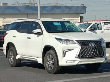 TOYOTA FORTUNER 2.7L PETROL V4 2019 MODEL YEAR WHITE