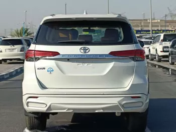 TOYOTA FORTUNER 2.7L PETROL V4 2019 MODEL YEAR WHITE
