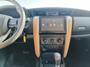 TOYOTA FORTUNER 2.7L PETROL V4 2019 MODEL YEAR WHITE