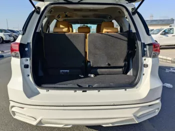 TOYOTA FORTUNER 2.7L PETROL V4 2019 MODEL YEAR WHITE