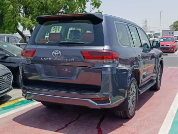 TOYOTA LAND CRUISER 4.0L PETROL V6 2012 GRAY