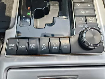 TOYOTA LAND CRUISER 4.0L PETROL V6 2012 GRAY