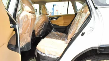 TOYOTA RAV4 2.5L FWD V4 HYBRID 2023 White Color