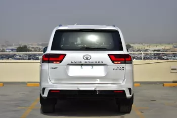 New TOYOTA LAND CRUISER 300 V6 3.3L TWIN TURBO AUTOMATIC 2022