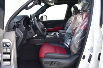 New TOYOTA LAND CRUISER 300 V6 3.3L TWIN TURBO AUTOMATIC 2022