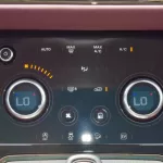 RANGE ROVER EVOQUE P300e HYBRID R DYNAMIC 2022 Model Year - Thumbnail 18
