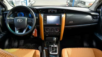 TOYOTA FORTUNER 2023 GX 2.7L Petrol black color
