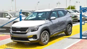 KIA SELTOS 1.6L V4 FWD 2023 Silver Color